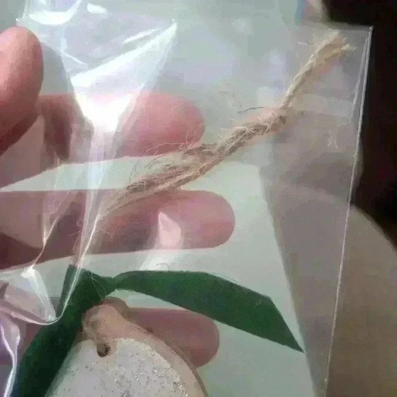 Christmas wood ornament  "y" - Picture 3 of 4